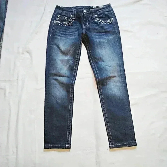 Miss Me Jeans - Picture 1 of 2